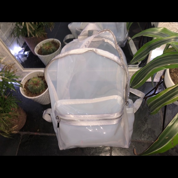 SHOULD I START SHOPPIN N THRIFIN FOR YALL ? - Picture 4 of 4